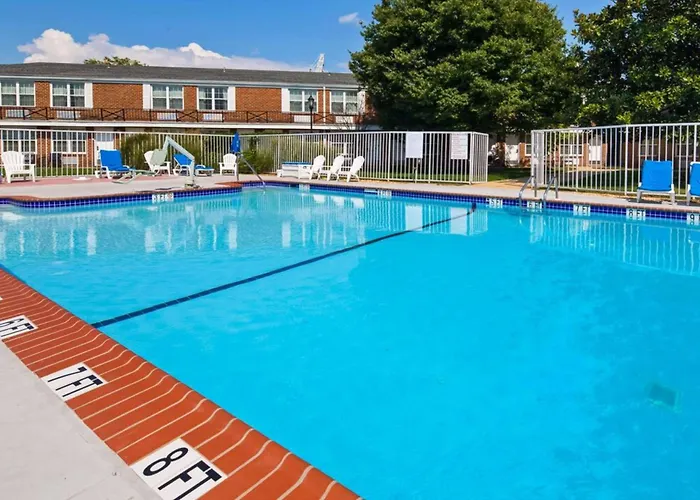 Clarion Inn Falls Church-Arlington