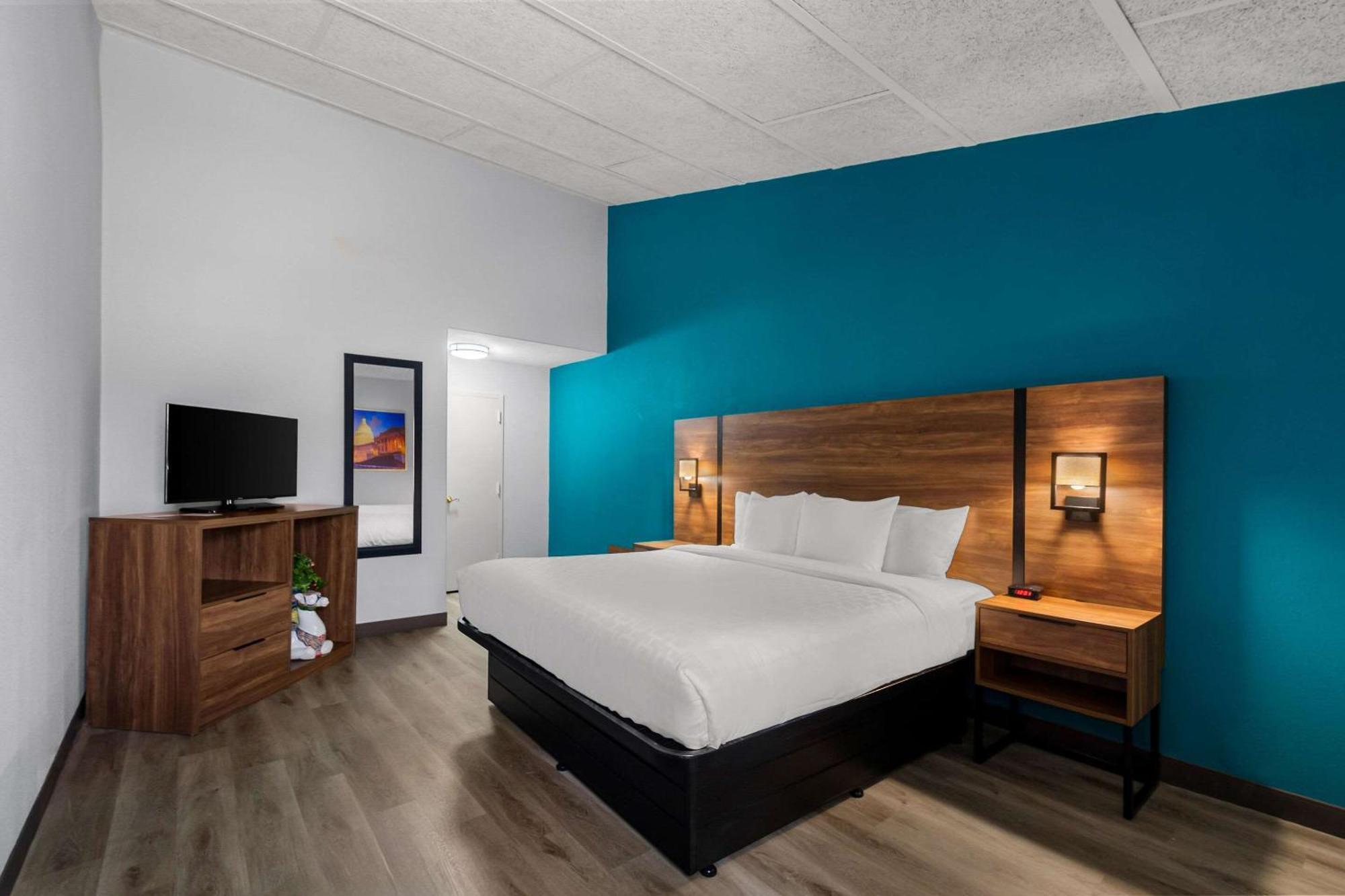 Clarion Falls Church-arlington Inn Falls Church