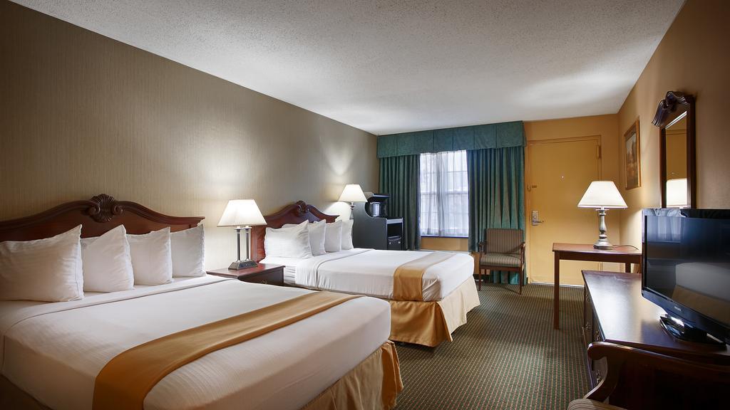 Clarion Falls Church-arlington